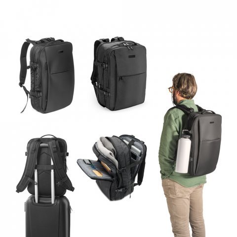 DALLAS PLATE. Mochila de viagem para notebook (17.3") em poli&eacute;ster reciclado 600D de alta densidade, com compartimento para arruma&ccedil;&atilde;o (29 L)