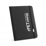 STIGGER. Pasta A4 em poli&eacute;ster 100% reciclado 300D com caderno de p&aacute;ginas pautadas - Preto