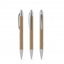 VILAÇA. Esferográfica em papel 100% reciclado e detalhes em ABS reciclado (100% rABS)