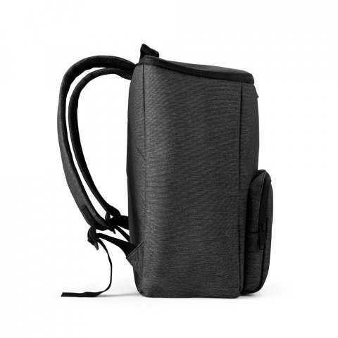 BOSTON COOLER. Cooler. Mochila com isolamento t&eacute;rmico em Nylon 2Tone com interior forrado em PEVA 14 L - Preto