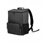 BOSTON COOLER. Cooler. Mochila com isolamento t&eacute;rmico em Nylon 2Tone com interior forrado em PEVA 14 L - Preto