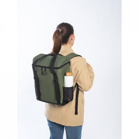 ROMA L. Cooler. Mochila t&eacute;rmica almofadada em ripstop poli&eacute;ster reciclado 600D com interior forrado em PEVA 16 L - Verde escuro