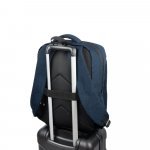 COVENTRY. Mochila, totalmente almofadada, para notebook 15,6" em poliéster reciclado 300D de alta densidade 18 L - Azul marinho