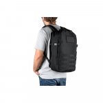 EDINBURGH BPACK. Mochila estilo militar em poliéster reciclado 600D, de alta densidade, com bolso para notebook 17.3" 21 L - Preto
