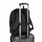 UDINE. Mochila com um compartimento de abertura total em poli&eacute;ster reciclado 300D de alta densidade (16") - Preto