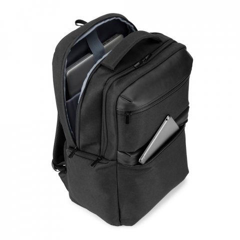 COPENHAGEN. Mochila em twill reciclado resistente &agrave; &aacute;gua com dois bolsos frontais de grande dimens&atilde;o (17.3") - Preto