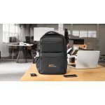 COPENHAGEN. Mochila em twill reciclado resistente &agrave; &aacute;gua com dois bolsos frontais de grande dimens&atilde;o (17.3")