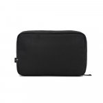 YANGON. Bolsa organizadora espa&ccedil;osa para acess&oacute;rios tecnol&oacute;gicos em poli&eacute;ster reciclado 600D twill - Preto