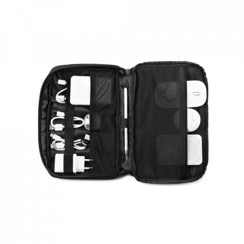 YANGON. Bolsa organizadora espa&ccedil;osa para acess&oacute;rios tecnol&oacute;gicos em poli&eacute;ster reciclado 600D twill - Preto