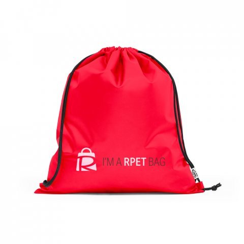 PEMBA. Sacola tipo mochila em poli&eacute;ster reciclado 190T, produzida a partir de pl&aacute;stico reciclado - Vermelho