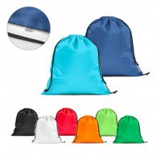 PEMBA. Sacola tipo mochila em poli&eacute;ster reciclado 190T, produzida a partir de pl&aacute;stico reciclado