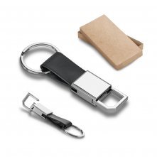BOURCHIER. Chaveiro em c.sint&eacute;tico e metal