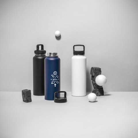 SINNER. Garrafa esportiva t&eacute;rmica em a&ccedil;o inox 90% reciclado com revestimento em p&oacute; (1200 mL)