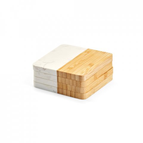 MARBOO CUP. Conjunto de 4 porta copos em m&aacute;rmore e bambu em formato quadrado - Natural