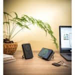 WARSHEL 10. Bateria port&aacute;til magn&eacute;tica com carregador por indu&ccedil;&atilde;o super-r&aacute;pido (10.000 mAh), em ABS 100% reciclado