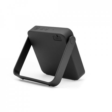 DIPSTER. Coluna port&aacute;til com prote&ccedil;&atilde;o &agrave; prova d'&aacute;gua (IPX7) e autonomia de 11h (1.800 mAh), em ABS 100% reciclado - Preto
