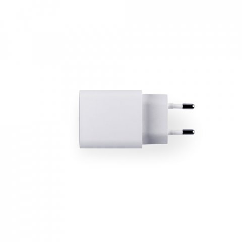 WEGENER. Adaptador de corrente com porta USB-A 18W e USB-C 20W em ABS 100% reciclado - Branco