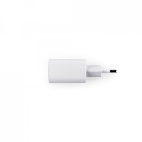 WEGENER. Adaptador de corrente com porta USB-A 18W e USB-C 20W em ABS 100% reciclado - Branco