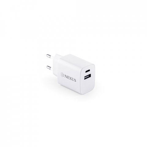 WEGENER. Adaptador de corrente com porta USB-A 18W e USB-C 20W em ABS 100% reciclado - Branco