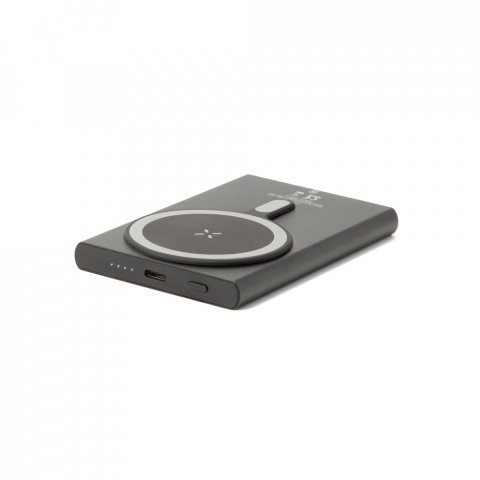 WRIGHT 5. Bateria port&aacute;til magn&eacute;tica com carregamento super-r&aacute;pido em alum&iacute;nio reciclado e ABS reciclado (5.000 mAh) - Preto