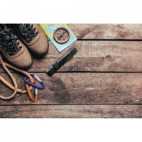 UNGAR. Lanterna recarreg&aacute;vel em alum&iacute;nio (5 W)