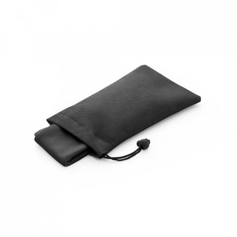 BERNAL. Toalha esportiva refrescante em poli&eacute;ster 100% reciclado com bolsa em non-woven - Preto