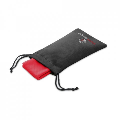 BERNAL. Toalha esportiva refrescante em poli&eacute;ster 100% reciclado com bolsa em non-woven - Vermelho